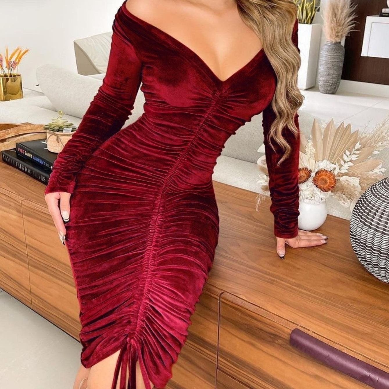 Women's Dresses V Neck Off The Shoulder Velvet Ruched Mid-length Dresses Mulambo store